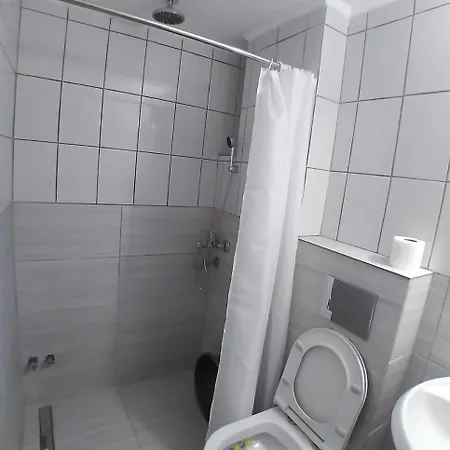 Hostel Oasis Himarë