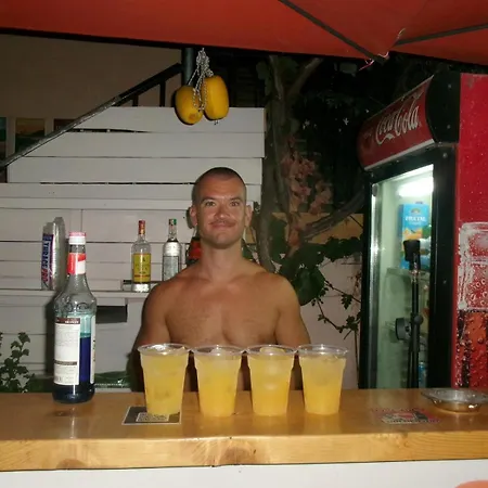 Hostel Oasis
