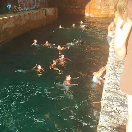 Oasis * Himarë