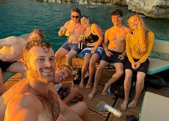 Albergue Oasis Himare