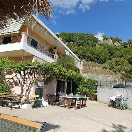 Oasis * Himare